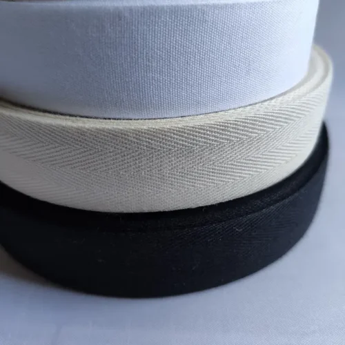 Custom Printed Cotton Twill Labels for Fashion Garments